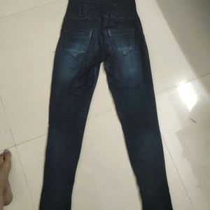 Women SkinnyFit HighWaist Jeans