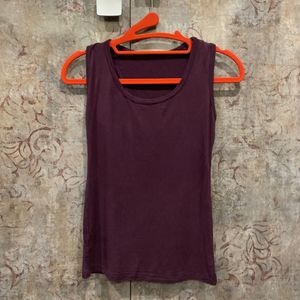 Stretchable Tank Top Size M