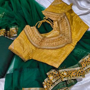 🔥SALE🔥 Green Net Saree - Fullset New✨