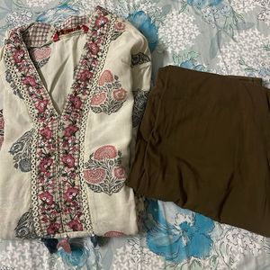 Beautiful Laks*ita Long Kurti With Matching Leggin