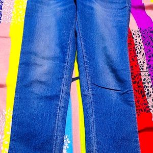 Pretty Fit Jeans For Women