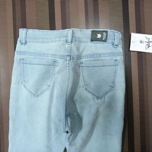 V-87 Size-28 Slim Fit Women Denim Jeans