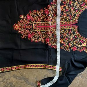 Black Heavy Kashmiri Embroidered Kurti