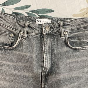 Zara Jeans