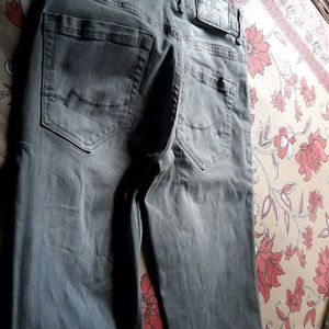 A Very Comfortable Jeans for Men