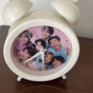 New Kids Study Table Clock Peekaboo Brand