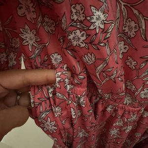 XL size Beautiful Pink Flowered Dress W/ Belt