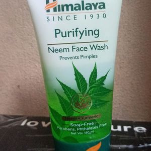 Himalaya Purifying Neem Face Wash