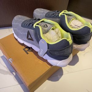 Brand New Reebok Hex Runner LP Shoes