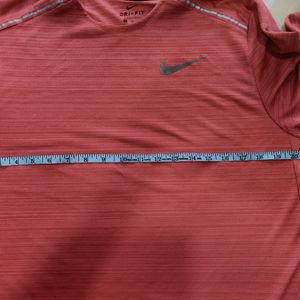 Nike Crew Neck T-shirt