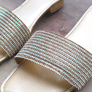 Classy Super Comfortable Party Wear Flat Sandals