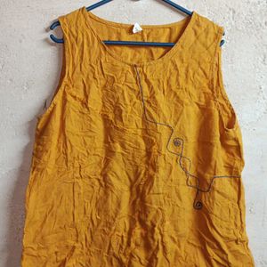 PLUS SIZE Fashion Top Sleeveless Yellow