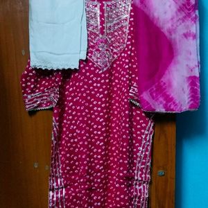 beautiful party wear Kadai kurti pant Dupatta set