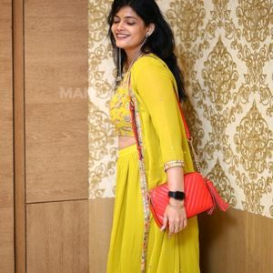 💛Indo Western Divider Plazo With Shrug For Haldi