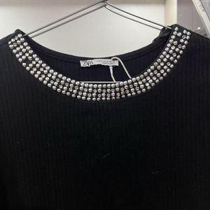 Zara - New Black Knitted Top