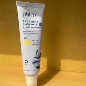 Plum Rice Water And Niacinamide HybridSunscreen