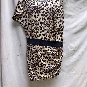 2.18.8 CUTE CHEETAH PRINT ONE SIDE RUCHED