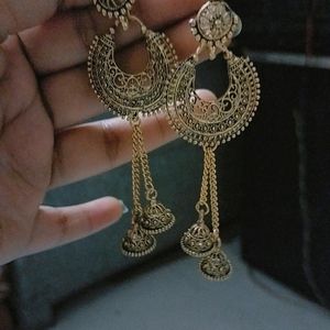 Combo Of Earings And Bracelet