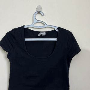 H&m Scoop Neck Crop Top