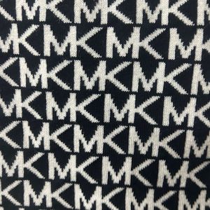 100% Original Mk Neck Scarf Big Size - Not Used