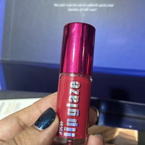 Nykaa Lip Glaze Cherry Custard