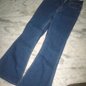 bootcut jeans