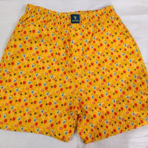 Men Shorts In Very Good Condition
