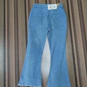 W-07 Size 28 Bootcut Women Denim Jeans