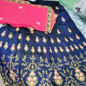 Unstitched Blouse With Pink Colour Dupatta And Va