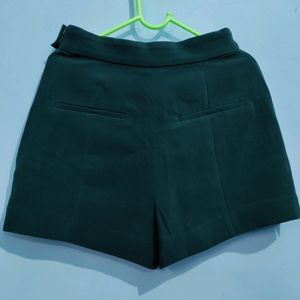 Women Shorts & Skirt