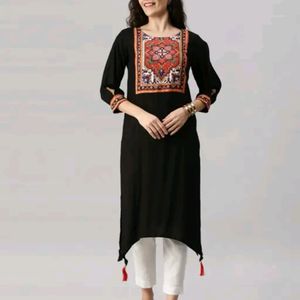 11 Short Kurti @500 For All Fix Price