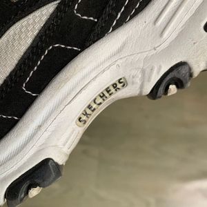 Skechers d’lites