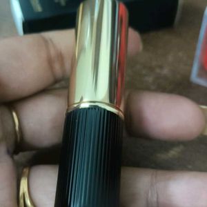 Giordani Gold Iconic Matte Lipstick SPF 15