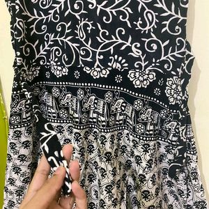 Black Cotton Gown Kurtiprice 500 Rs