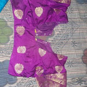 Saree With Blouse