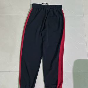 It’s Zara Jogger Pants,