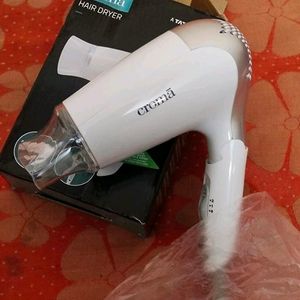 Croma 1200W Dual Voltage, Foldable Hair Dryer