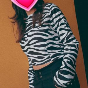 zebra print crop top size M