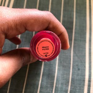 Makeup Revolution blush