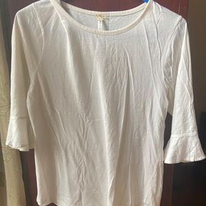 White Cotton top with bellsleeves