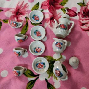 Manicure Tea Set