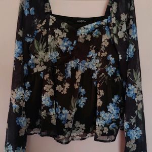 Floral Harpa Top