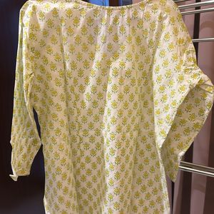 Off White Kurti With Yellow Flowers Print