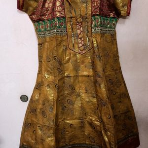 Short Kurti Churidar Suit ( SS Dresses)