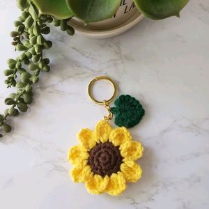 Crochet sunflower keychain