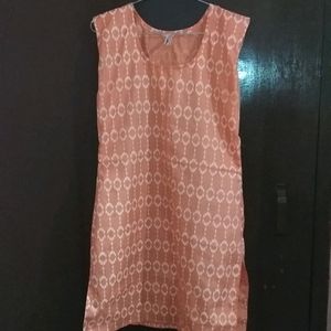 Sleeveless Kurti Upto Knee Length