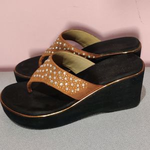 New Black Wedges