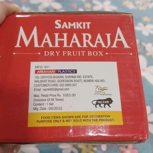 DRY FRUIT BOX