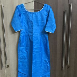 Blue Kurthi With 3/4th Sleeve And Back Zip