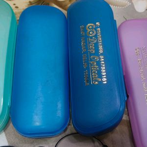 5Glasses Cases With Two Glasses